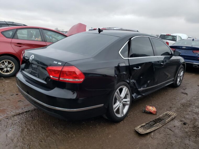 Автомобиль VOLKSWAGEN PASSAT SE 2015 | GrandCar