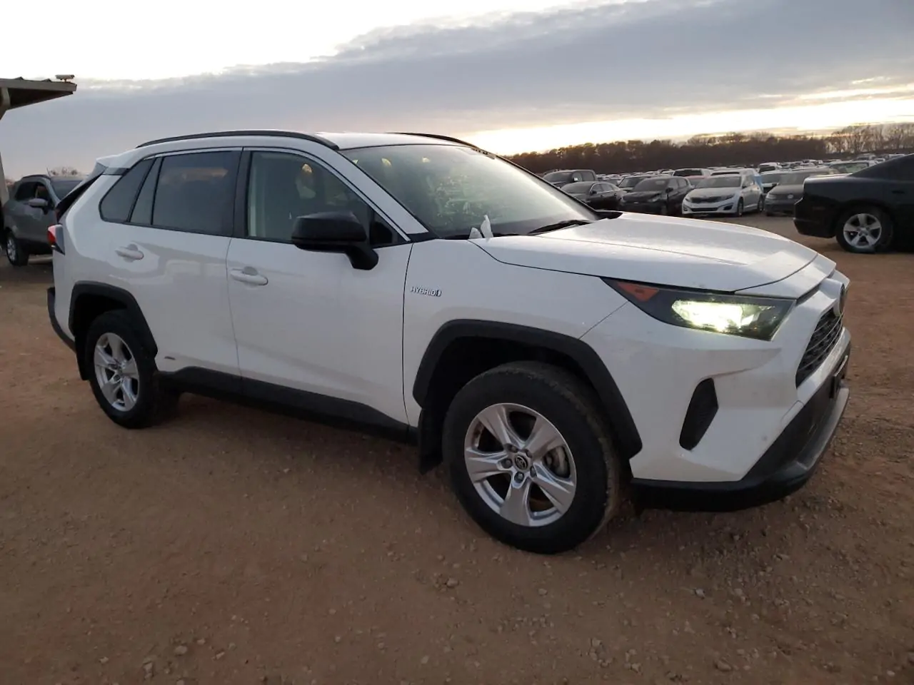 Автомобіль TOYOTA RAV4 LE 2021 | GrandCar Автомобіль TOYOTA RAV4 LE 2021 | GrandCar