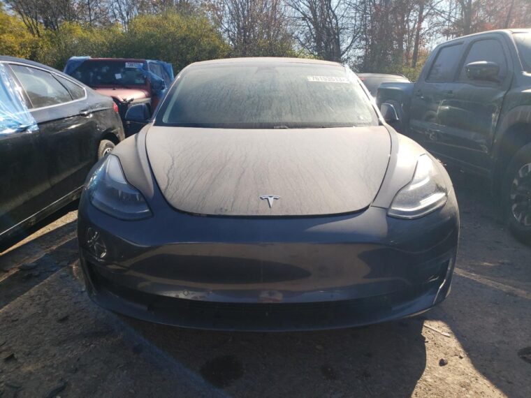 Автомобіль TESLA MODEL 3 2021 | GrandCar