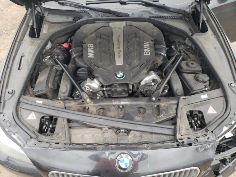 Автомобіль BMW 550 XI  2012 | GrandCar
