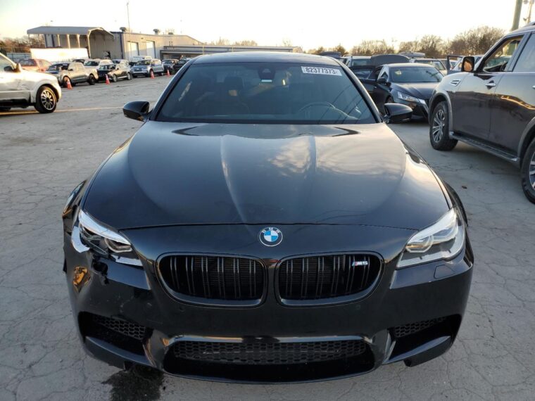 Автомобиль BMW M5 2016 | GrandCar