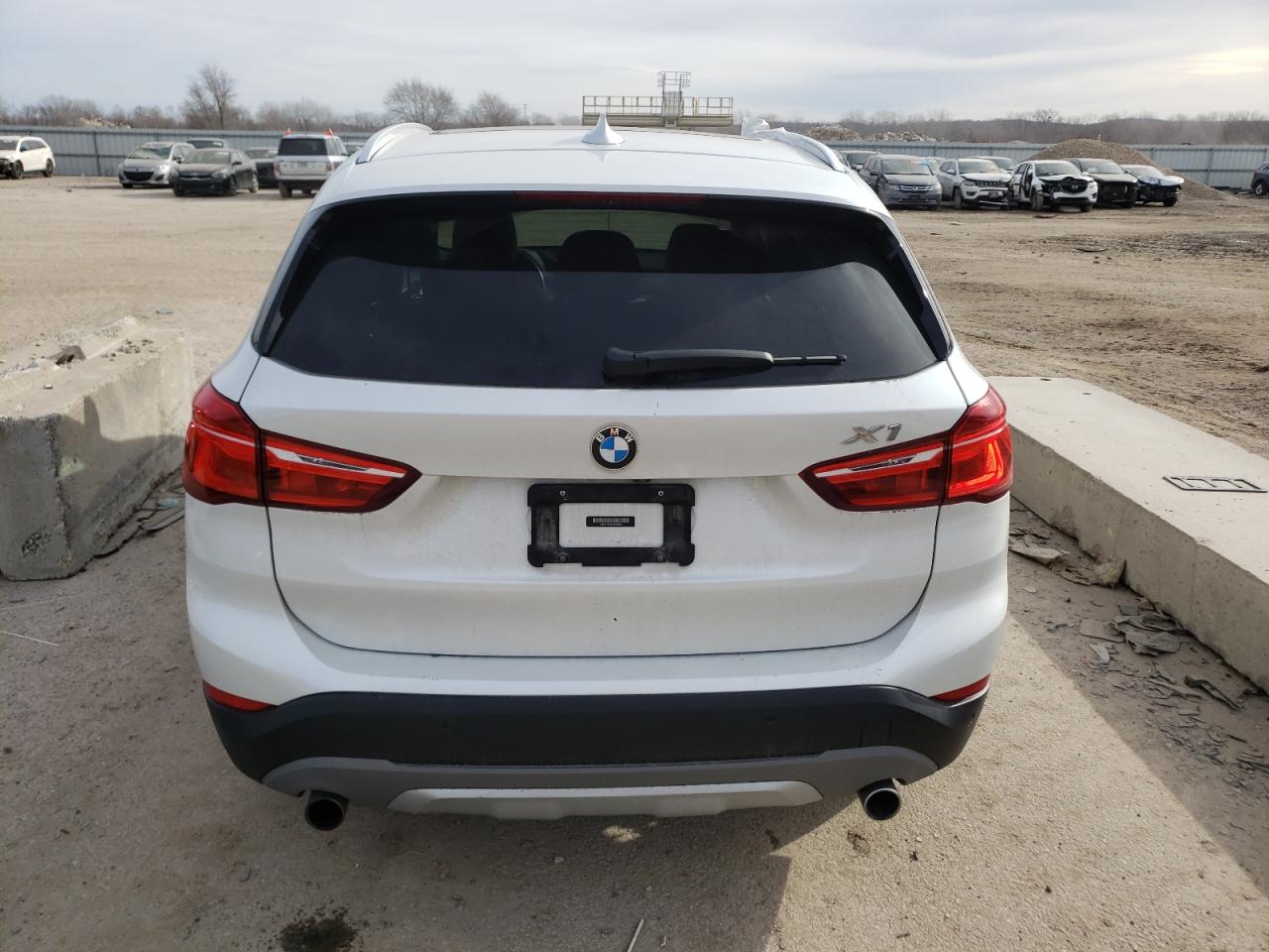 Автомобиль BMW X1 XDRIVE28I 2016 | GrandCar Автомобиль BMW X1 XDRIVE28I 2016 | GrandCar
