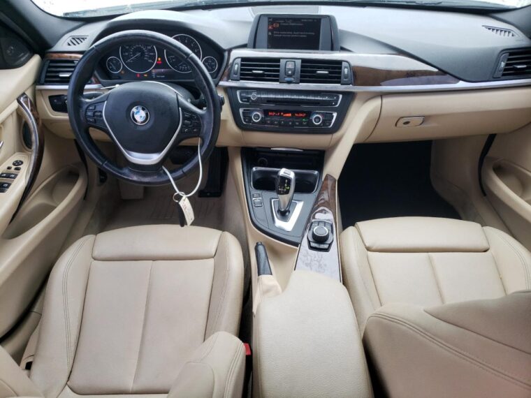 Автомобиль BMW 328 I SULEV 2015 | GrandCar
