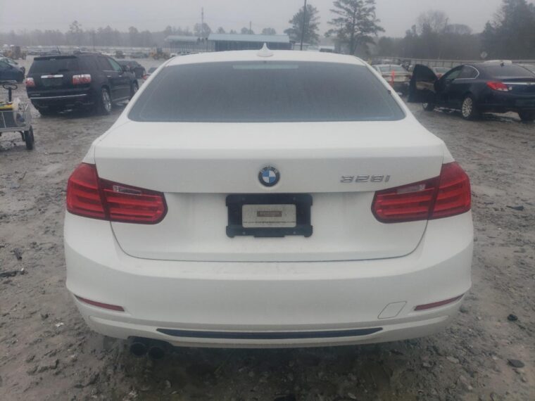 Автомобиль BMW 328 I SULEV 2015 | GrandCar