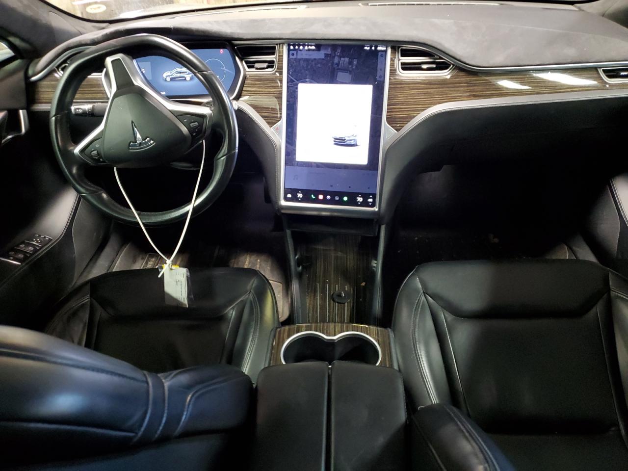 Автомобиль TESLA MODEL S 2016 | GrandCar Автомобиль TESLA MODEL S 2016 | GrandCar
