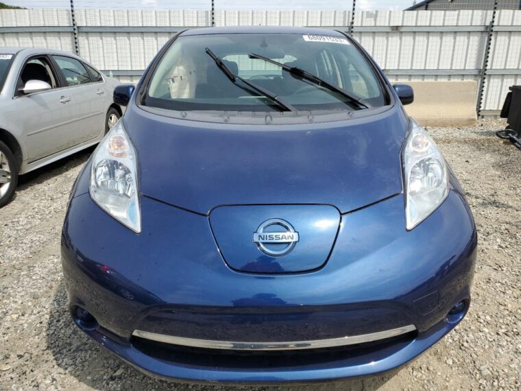 Автомобиль NISSAN LEAF S 2017 | GrandCar