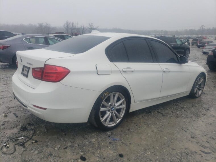 Автомобиль BMW 328 I SULEV 2015 | GrandCar