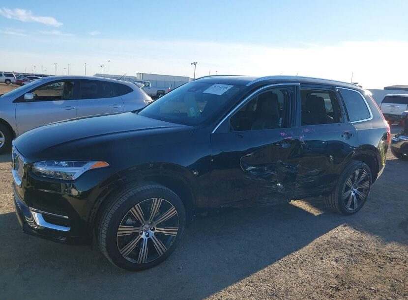 Автомобиль VOLVO XC90 B6 ULTIMATE 2024 | GrandCar Автомобиль VOLVO XC90 B6 ULTIMATE 2024 | GrandCar