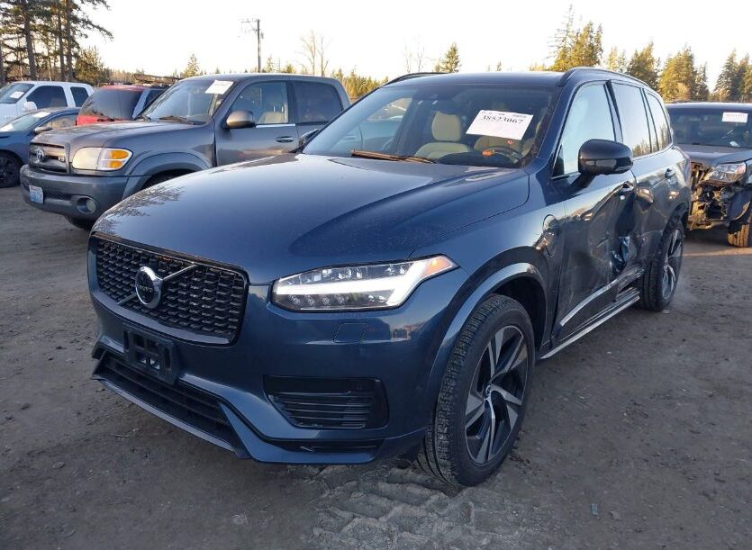 Автомобіль VOLVO XC90 T8 R-DESIGN | GrandCar Автомобіль VOLVO XC90 T8 R-DESIGN | GrandCar