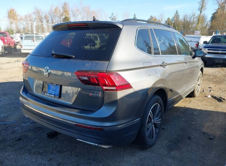 Автомобиль VOLKSWAGEN TIGUAN 2.0T SE 2018 | GrandCar