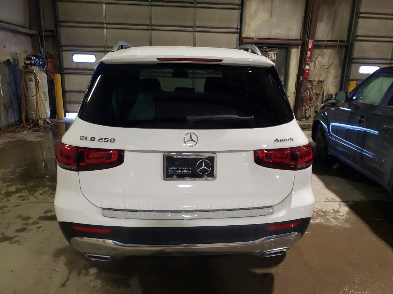 Автомобиль MERCEDES-BENZ GLB 250 4MATIC 2022 | GrandCar Автомобиль MERCEDES-BENZ GLB 250 4MATIC 2022 | GrandCar