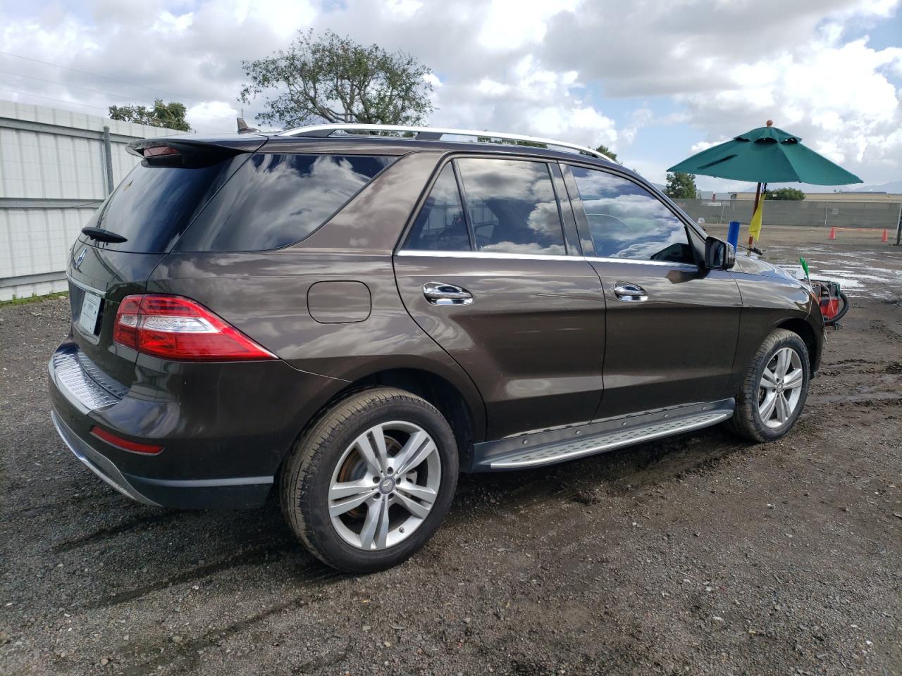 Автомобіль MERCEDES-BENZ ML 350 2014 | GrandCar Автомобіль MERCEDES-BENZ ML 350 2014 | GrandCar