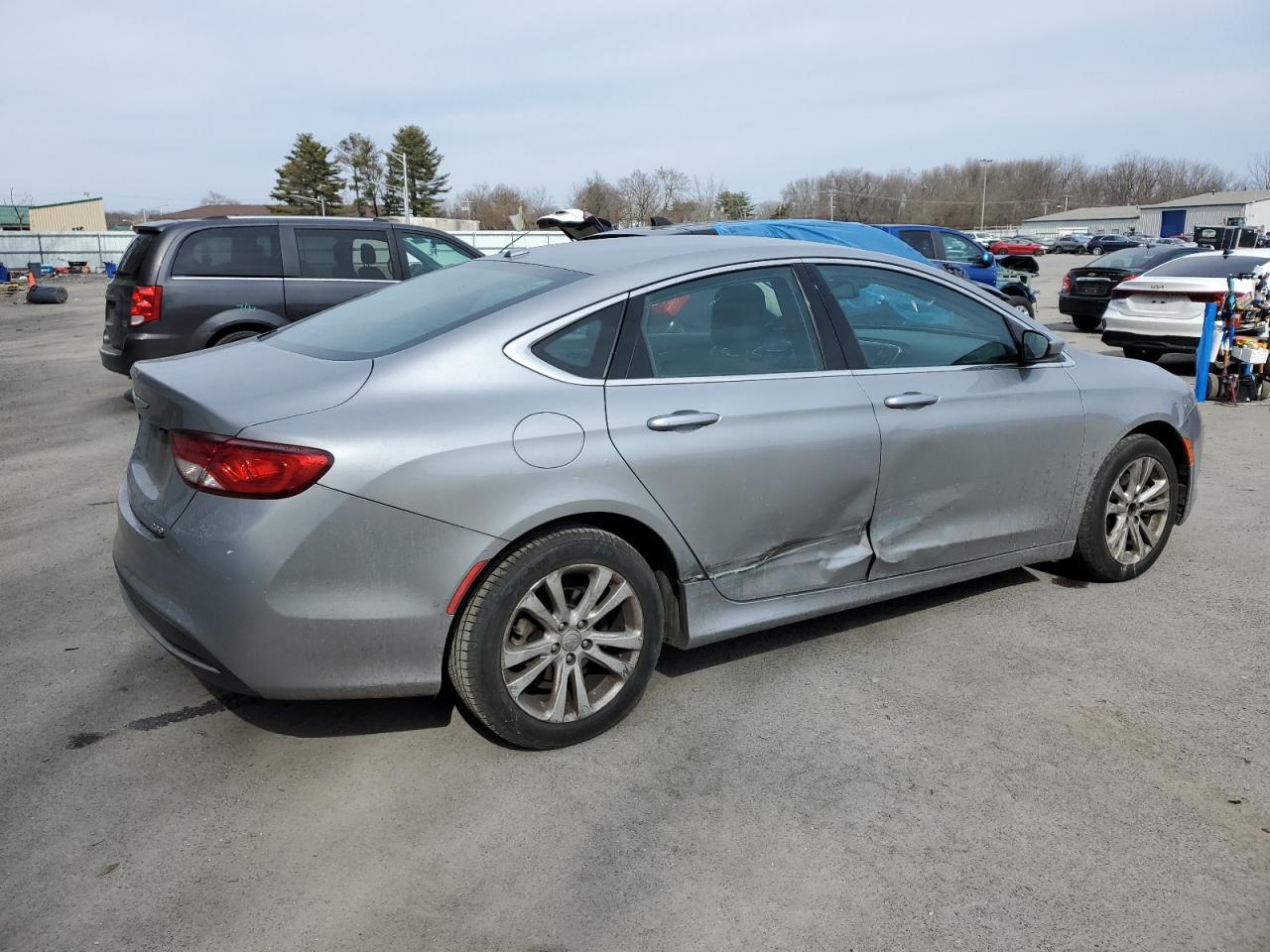 Автомобіль CHRYSLER 200 LIMITED 2015 | GrandCar Автомобіль CHRYSLER 200 LIMITED 2015 | GrandCar