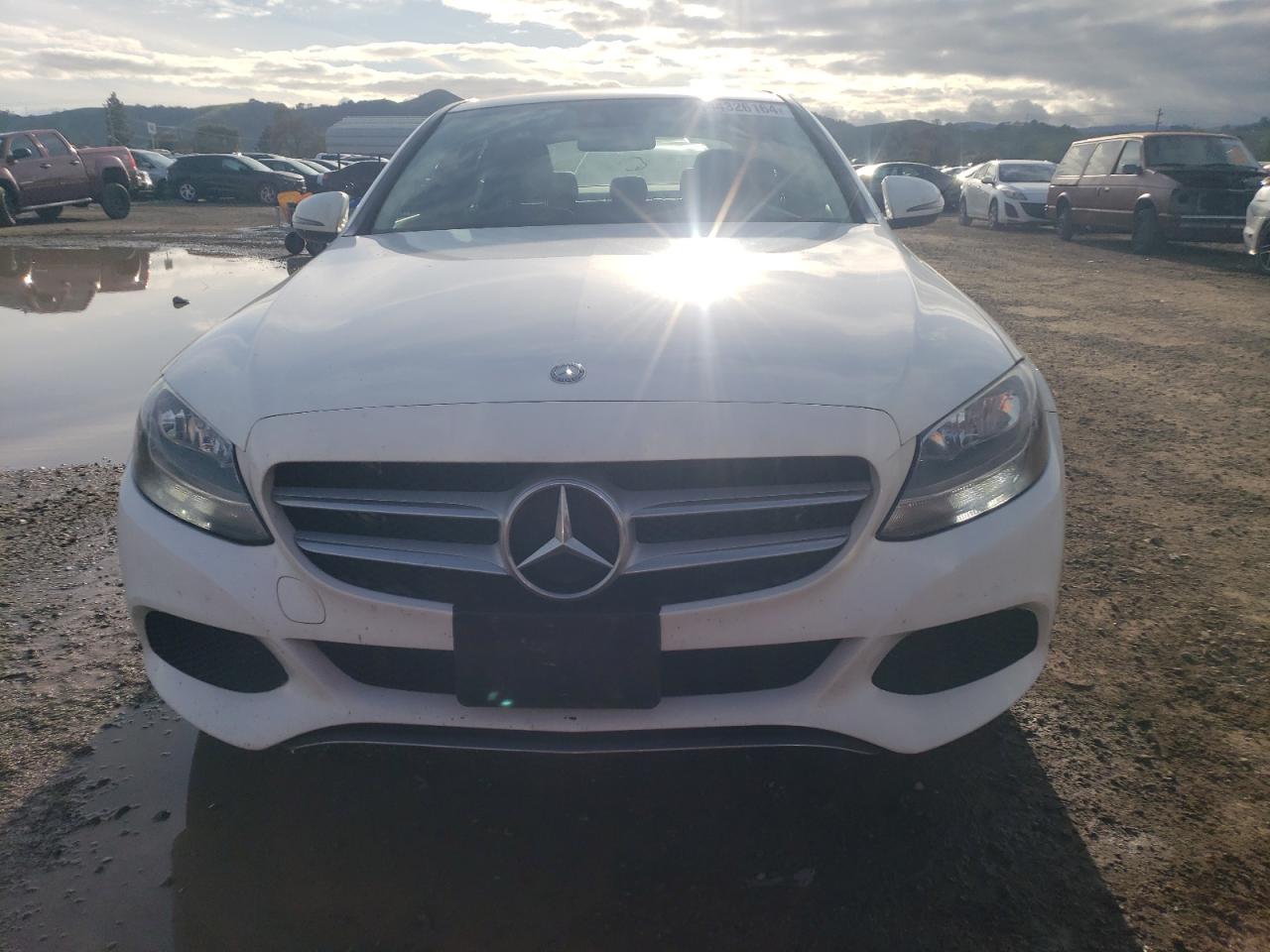 Автомобіль MERCEDES-BENZ C 300 4MATIC 2016 | GrandCar Автомобіль MERCEDES-BENZ C 300 4MATIC 2016 | GrandCar