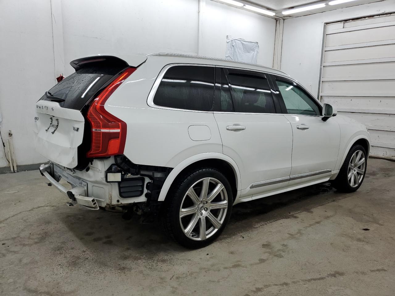 Автомобіль VOLVO XC90 T6 2016 | GrandCar Автомобіль VOLVO XC90 T6 2016 | GrandCar