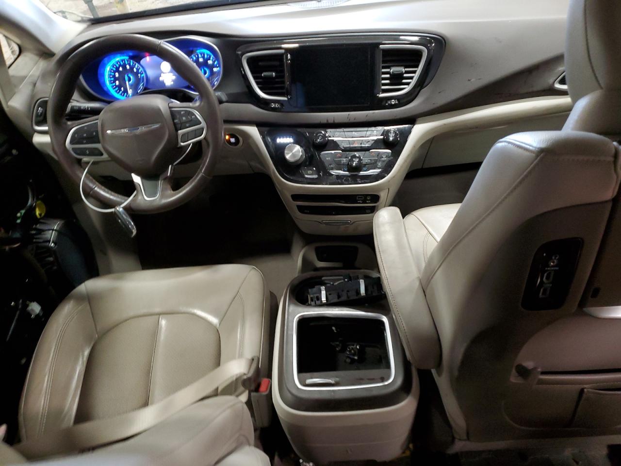 Автомобіль CHRYSLER PACIFICA TOURING L PLUS 2020 | GrandCar Автомобіль CHRYSLER PACIFICA TOURING L PLUS 2020 | GrandCar