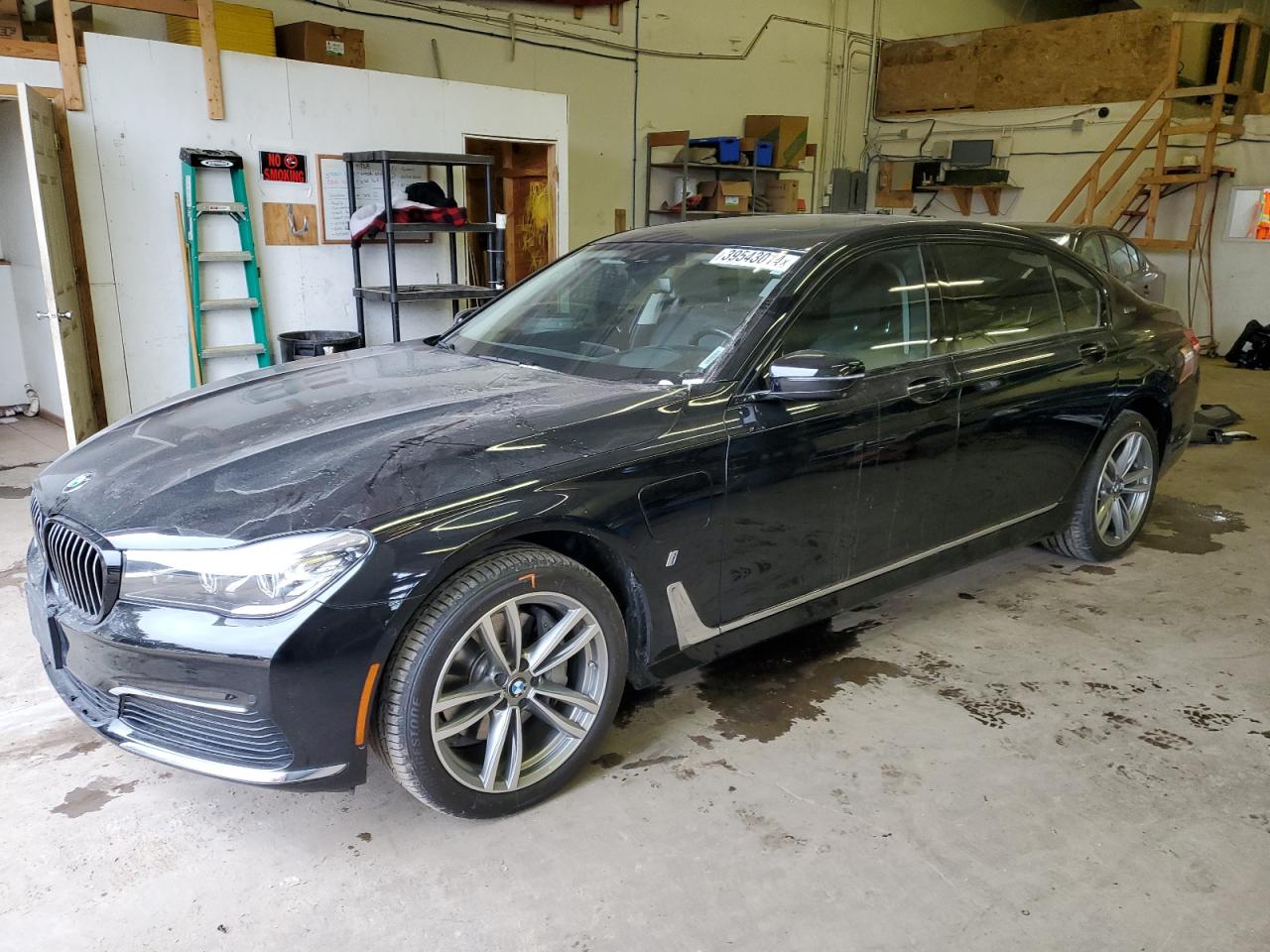 Автомобіль BMW 740 XE 2019 | GrandCar