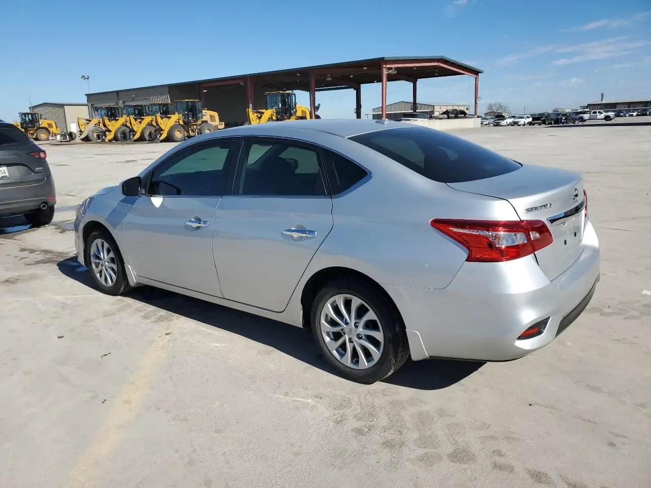 Автомобиль NISSAN SENTRA SV 2019 | GrandCar Автомобиль NISSAN SENTRA SV 2019 | GrandCar