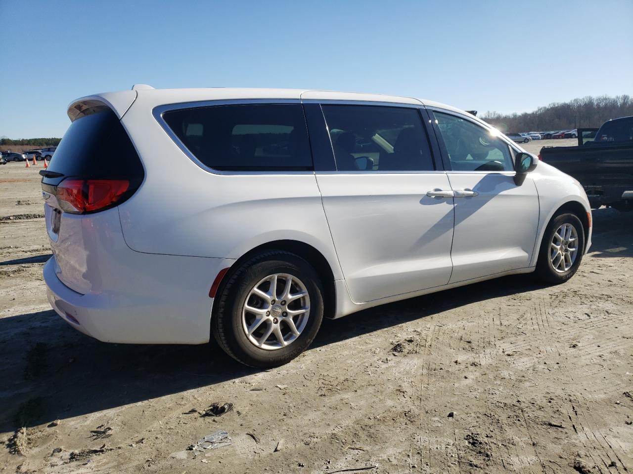 Автомобиль CHRYSLER PACIFICA LX 2019 | GrandCar Автомобиль CHRYSLER PACIFICA LX 2019 | GrandCar