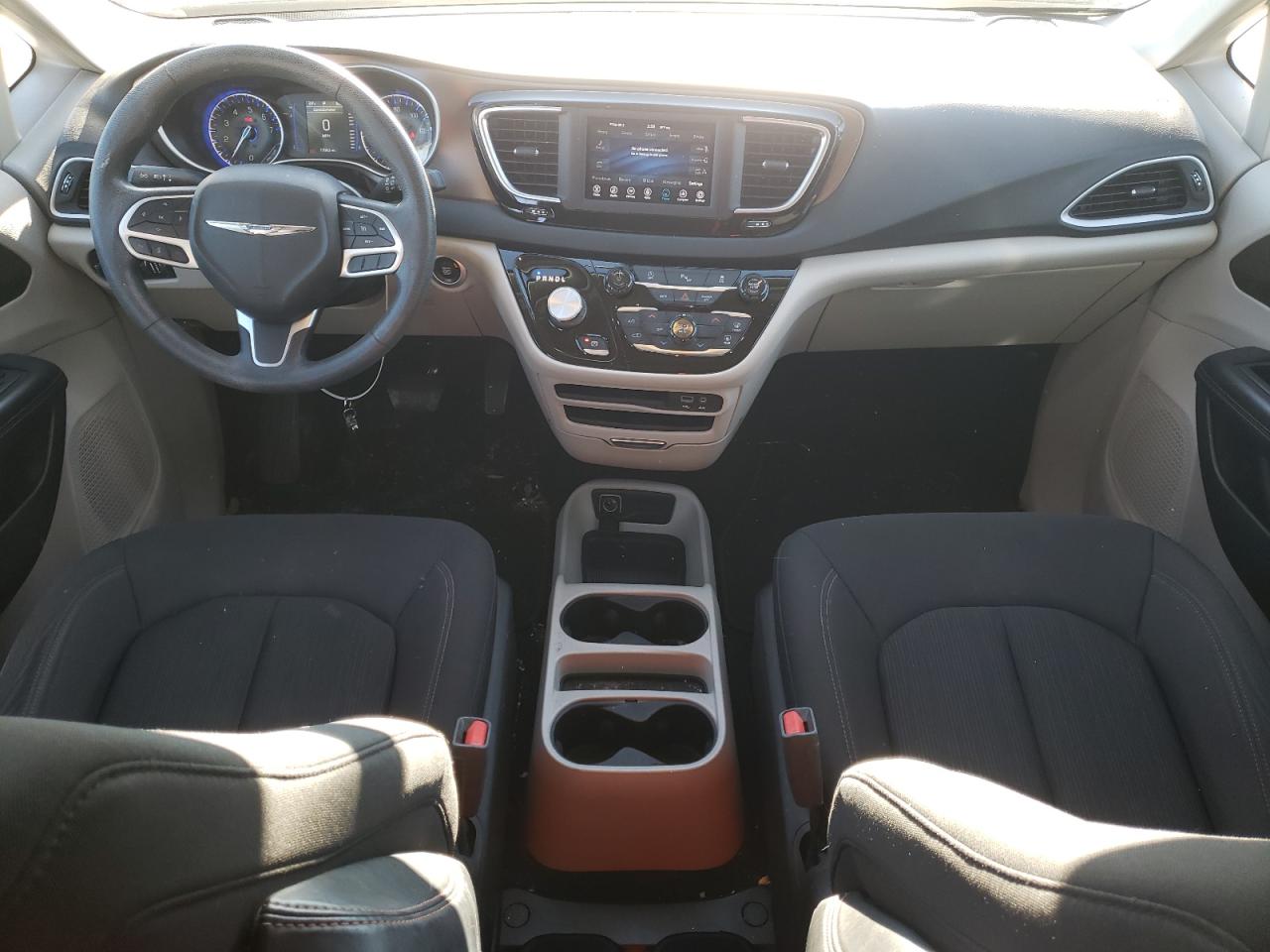 Автомобиль CHRYSLER PACIFICA LX 2019 | GrandCar Автомобиль CHRYSLER PACIFICA LX 2019 | GrandCar