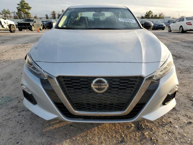 Автомобіль NISSAN ALTIMA SR 2022 | GrandCar Автомобіль NISSAN ALTIMA SR 2022 | GrandCar