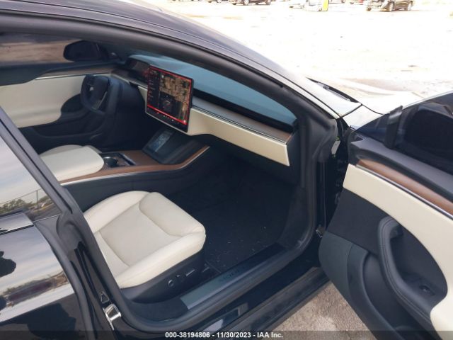 Автомобіль TESLA MODEL S 2022 | GrandCar Автомобіль TESLA MODEL S 2022 | GrandCar