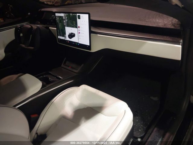 Автомобіль TESLA MODEL S 2022 | GrandCar Автомобіль TESLA MODEL S 2022 | GrandCar