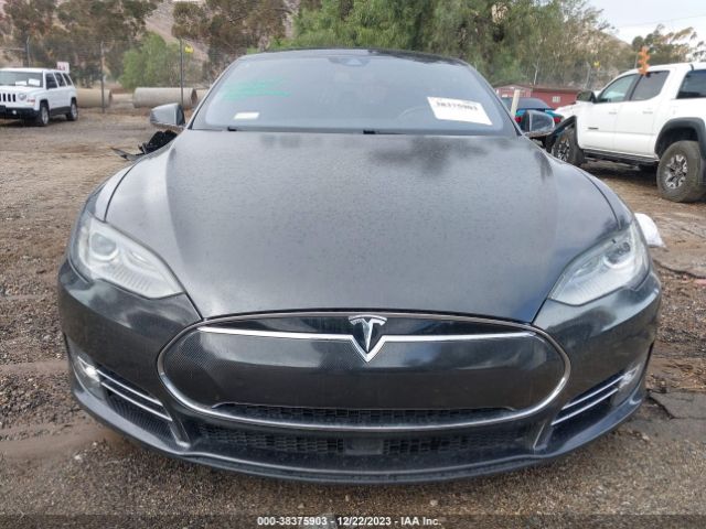 Автомобиль TESLA MODEL S 2015 | GrandCar Автомобиль TESLA MODEL S 2015 | GrandCar