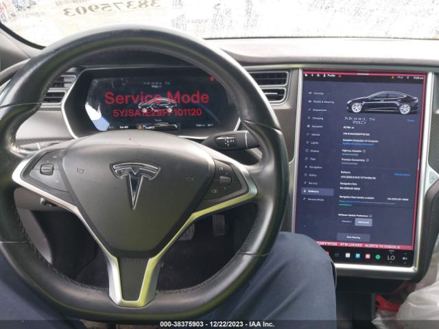 Автомобиль TESLA MODEL S 2015 | GrandCar Автомобиль TESLA MODEL S 2015 | GrandCar