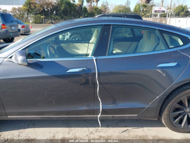 Автомобиль TESLA MODEL S 2018 | GrandCar Автомобиль TESLA MODEL S 2018 | GrandCar