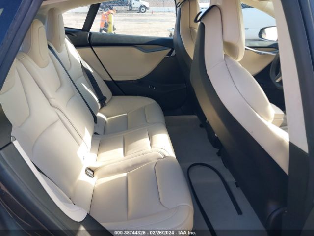 Автомобиль TESLA MODEL S 2018 | GrandCar Автомобиль TESLA MODEL S 2018 | GrandCar