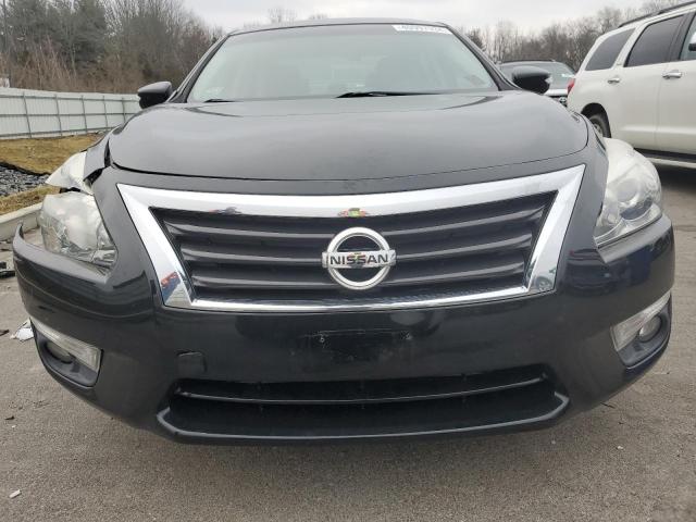 Автомобиль NISSAN ALTIMA 2.5 2015 | GrandCar Автомобиль NISSAN ALTIMA 2.5 2015 | GrandCar