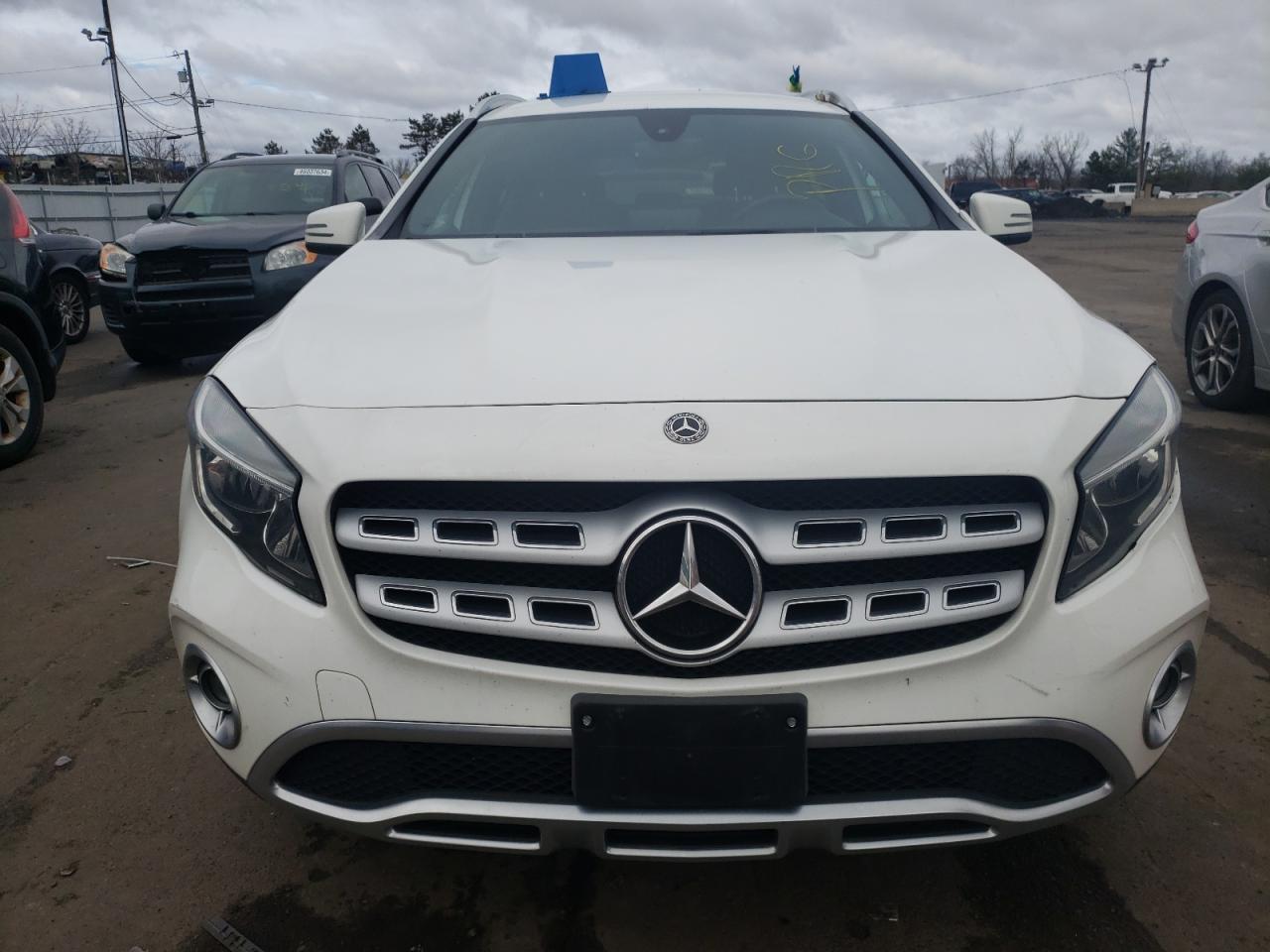 Автомобиль MERCEDES-BENZ GLA 250 4MATIC 2018 | GrandCar Автомобиль MERCEDES-BENZ GLA 250 4MATIC 2018 | GrandCar