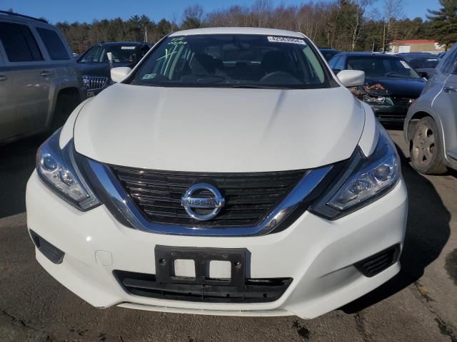 Автомобиль NISSAN ALTIMA 2.5 2017 | GrandCar Автомобиль NISSAN ALTIMA 2.5 2017 | GrandCar