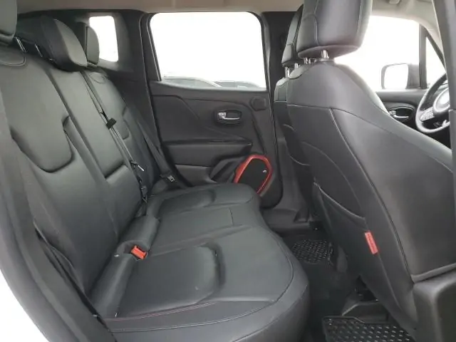 Автомобіль JEEP RENEGADE TRAILHAWK 2017 | GrandCar Автомобіль JEEP RENEGADE TRAILHAWK 2017 | GrandCar