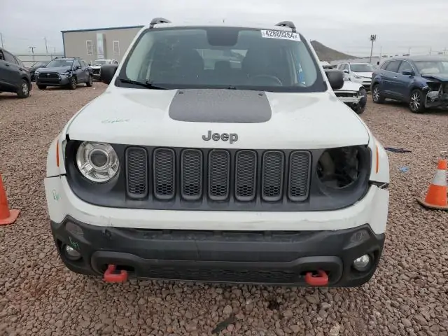 Автомобіль JEEP RENEGADE TRAILHAWK 2017 | GrandCar Автомобіль JEEP RENEGADE TRAILHAWK 2017 | GrandCar