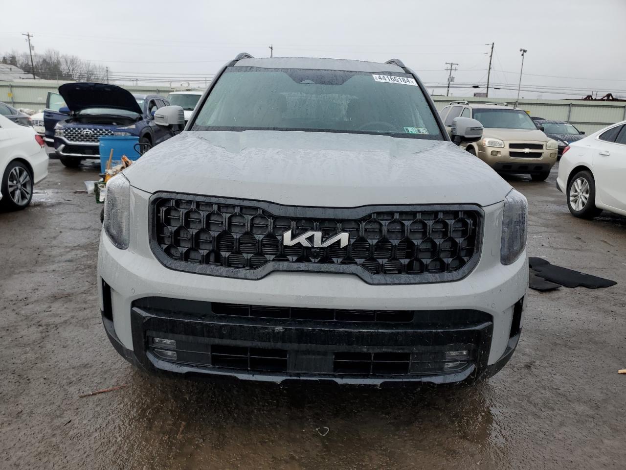 Автомобиль KIA TELLURIDE SX 2024 | GrandCar Автомобиль KIA TELLURIDE SX 2024 | GrandCar