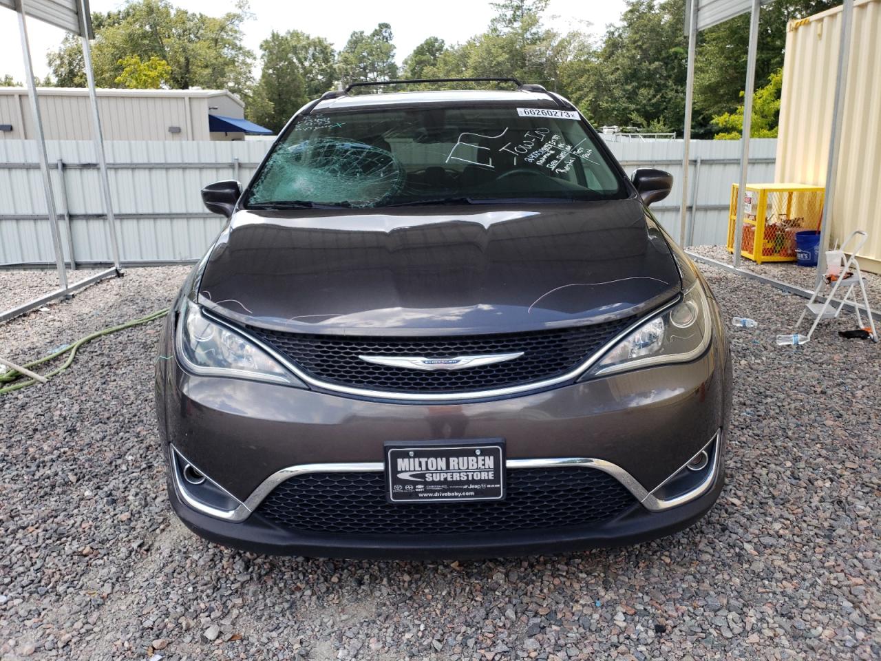 Автомобіль CHRYSLER PACIFICA TOURING L 2017 | GrandCar Автомобіль CHRYSLER PACIFICA TOURING L 2017 | GrandCar