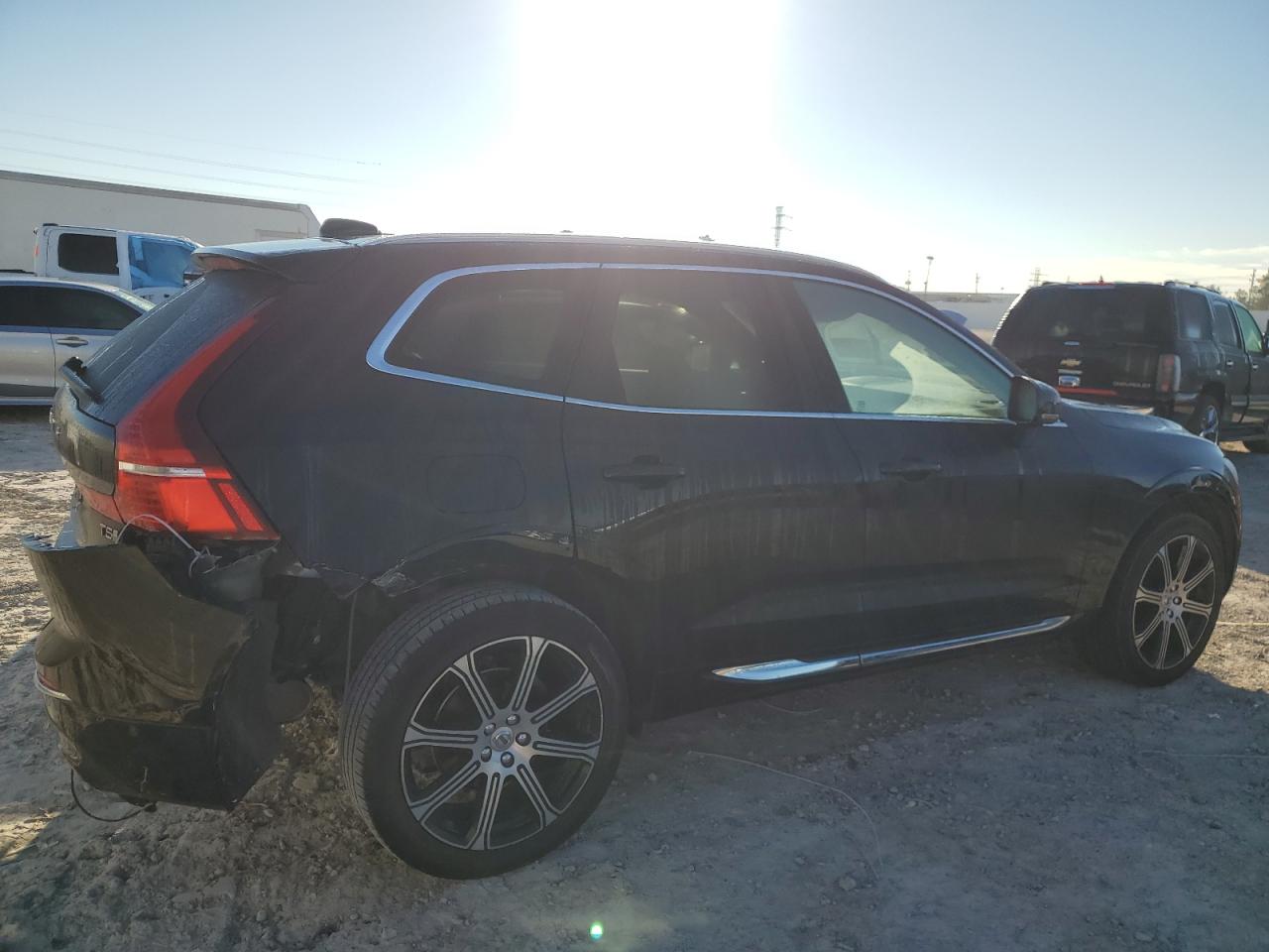 Автомобіль VOLVO XC60 В5 INSCRIPTION 2022 | GrandCar Автомобіль VOLVO XC60 В5 INSCRIPTION 2022 | GrandCar