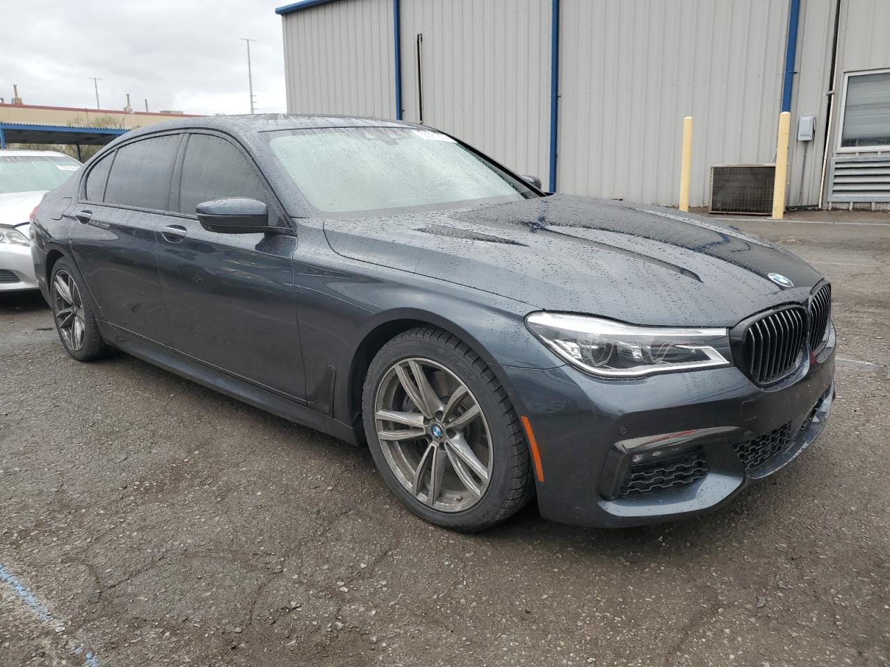 Автомобіль BMW 750 I 2016 | GrandCar