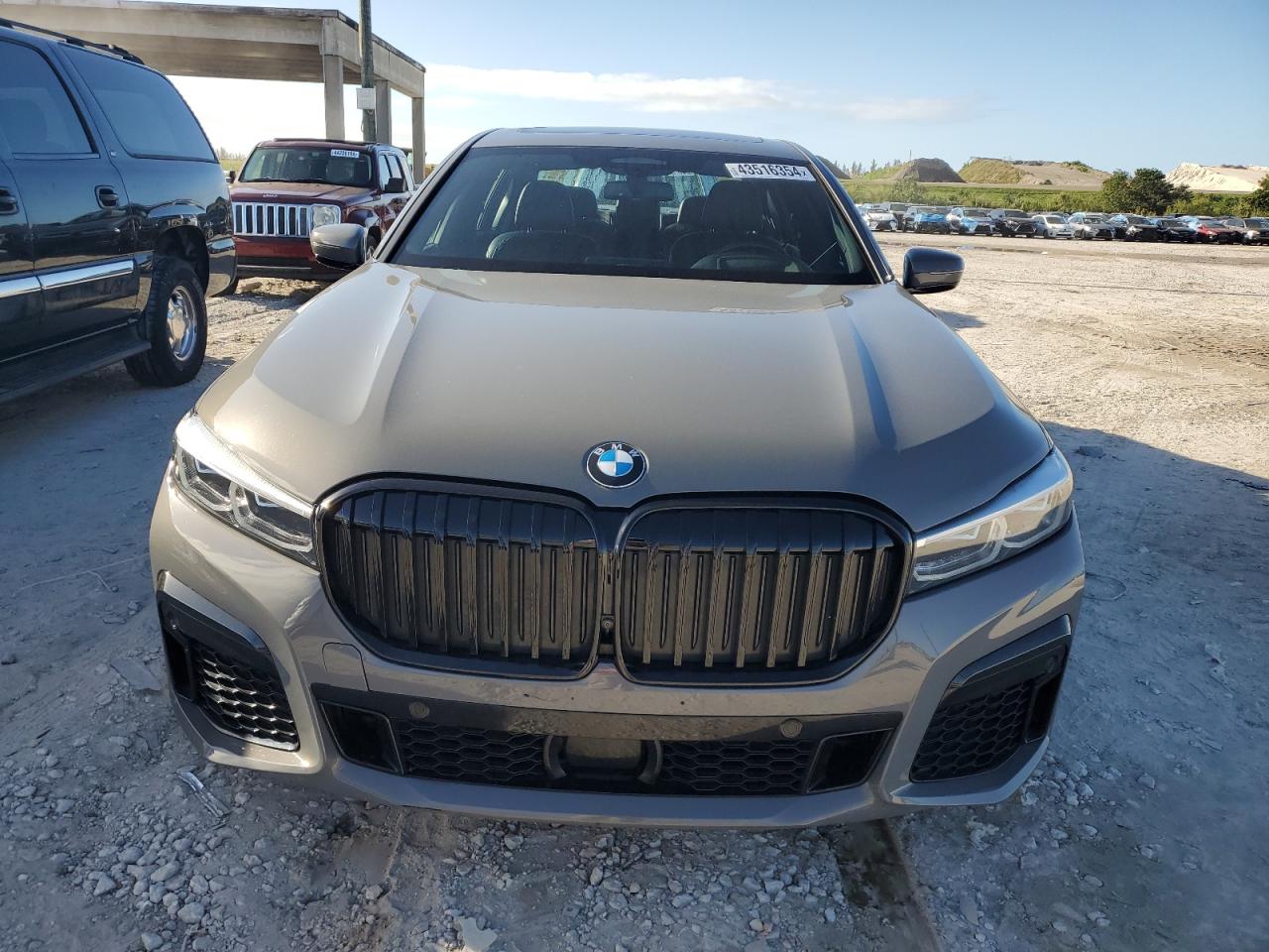 Автомобіль BMW 750 XI 2021 | GrandCar Автомобіль BMW 750 XI 2021 | GrandCar