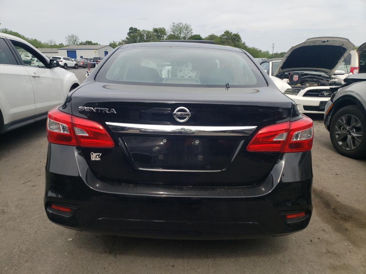 Автомобіль NISSAN SENTRA S 2019 | GrandCar Автомобіль NISSAN SENTRA S 2019 | GrandCar