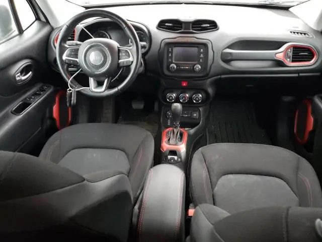 Автомобіль JEEP RENEGADE TRAILHAWK 2016 | GrandCar Автомобіль JEEP RENEGADE TRAILHAWK 2016 | GrandCar
