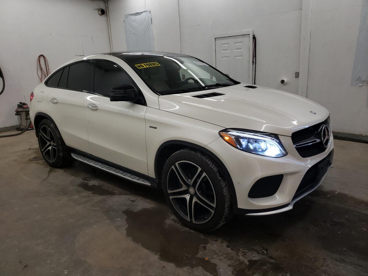 Автомобіль MERCEDES-BENZ GLE COUPE 450 4MATIC 2016 | GrandCar Автомобіль MERCEDES-BENZ GLE COUPE 450 4MATIC 2016 | GrandCar