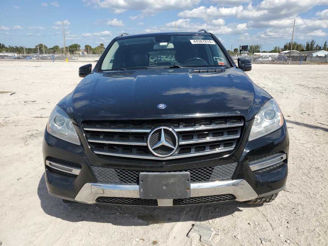 Автомобіль MERCEDES-BENZ ML 350 4MATIC 2014 | GrandCar Автомобіль MERCEDES-BENZ ML 350 4MATIC 2014 | GrandCar