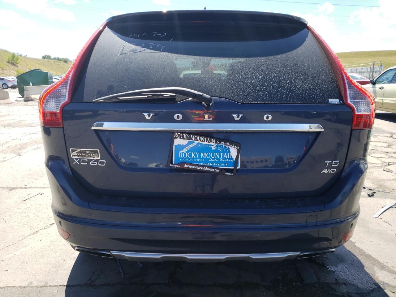 Автомобіль VOLVO XC60 T5 PREMIER 2015 | GrandCar Автомобіль VOLVO XC60 T5 PREMIER 2015 | GrandCar