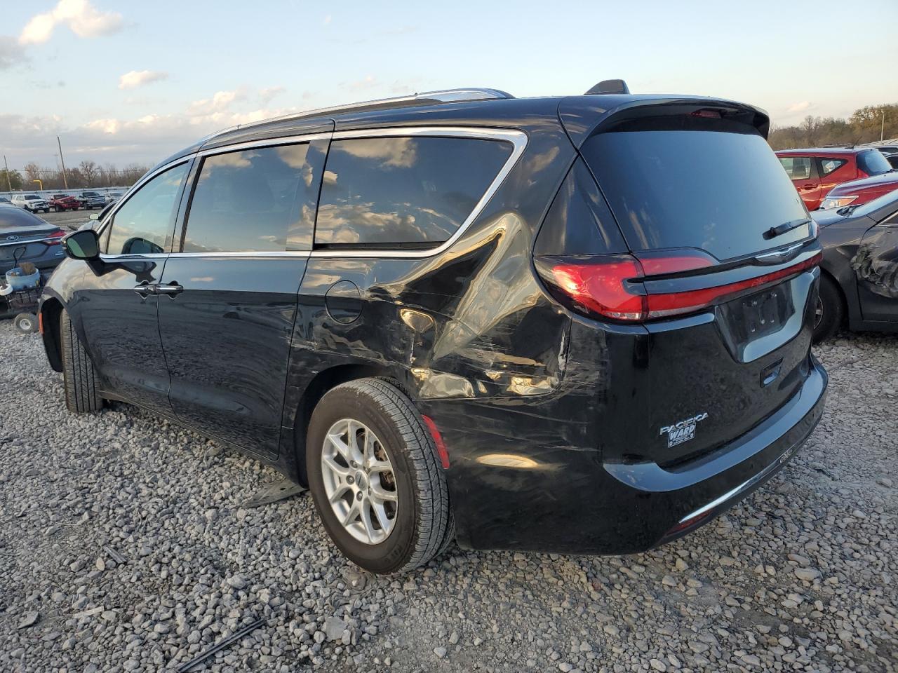 Автомобиль CHRYSLER PACIFICA TOURING L 2021 | GrandCar Автомобиль CHRYSLER PACIFICA TOURING L 2021 | GrandCar