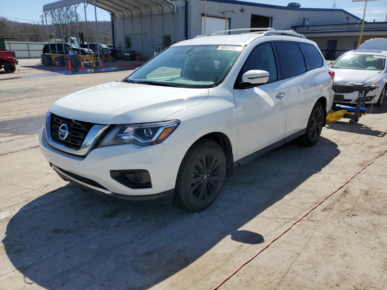 Автомобиль NISSAN PATHFINDER S 2018 | GrandCar