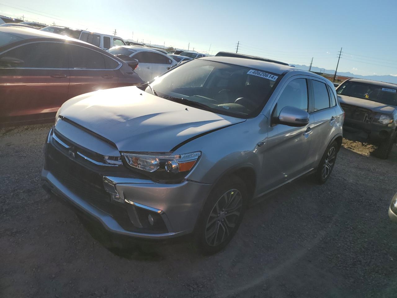 Автомобіль MITSUBISHI OUTLANDER SPORT ES 2018 | GrandCar