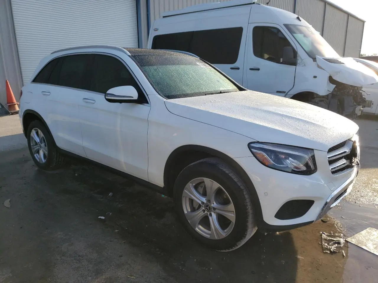 Автомобіль MERCEDES-BENZ GLC 300 2018 | GrandCar Автомобіль MERCEDES-BENZ GLC 300 2018 | GrandCar